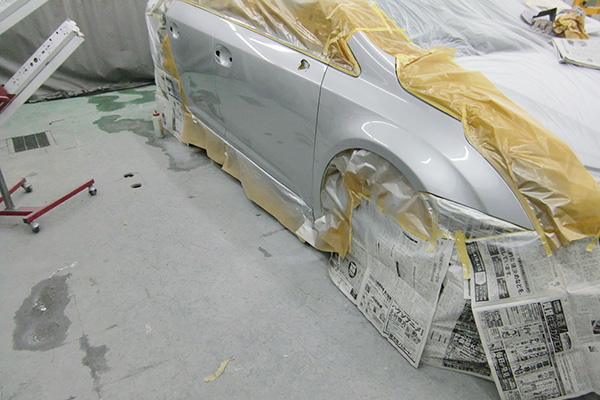 塗装専用のスペース有り！！完全自社施工